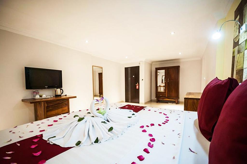 Angkor International Hotel Phnom Penh Exterior photo