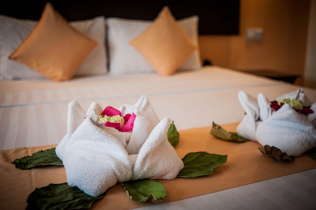 Angkor International Hotel Phnom Penh Exterior photo