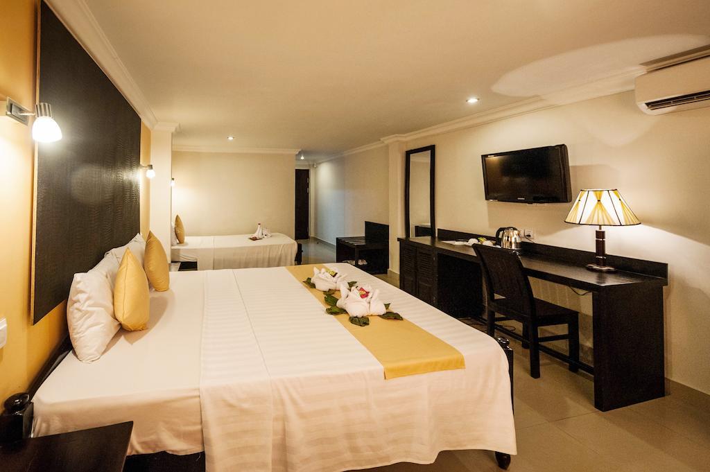 Angkor International Hotel Phnom Penh Exterior photo