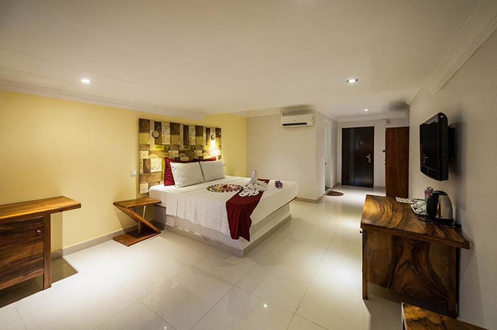 Angkor International Hotel Phnom Penh Exterior photo