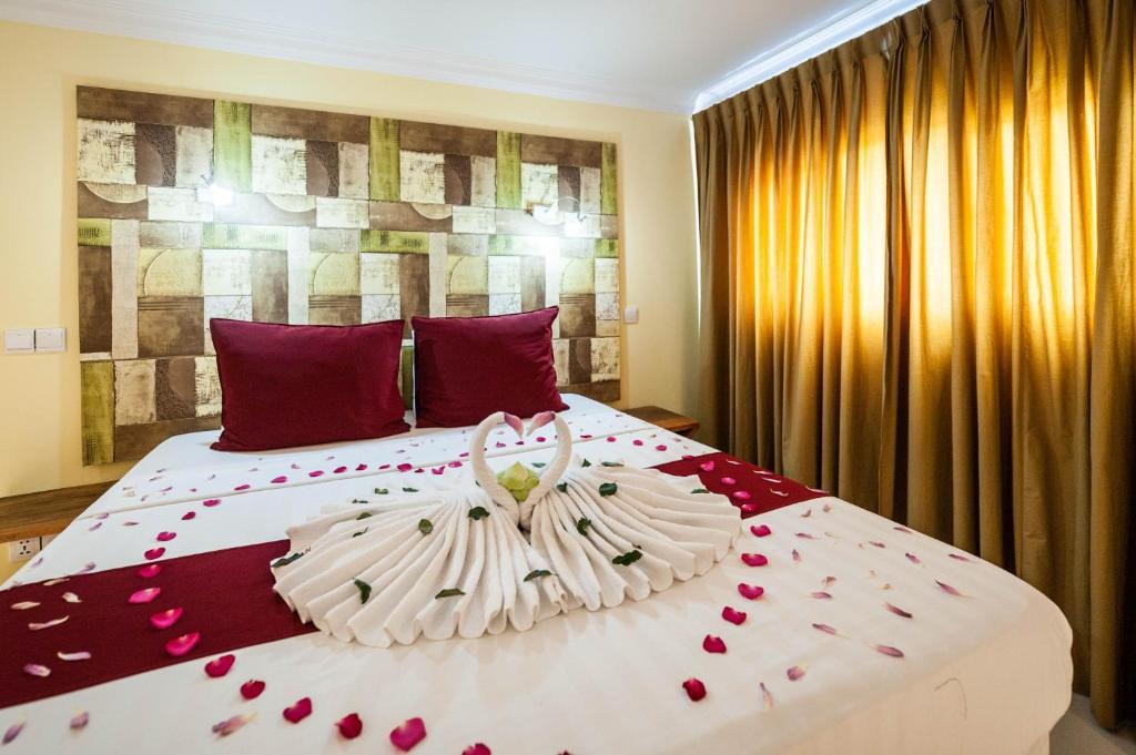 Angkor International Hotel Phnom Penh Exterior photo