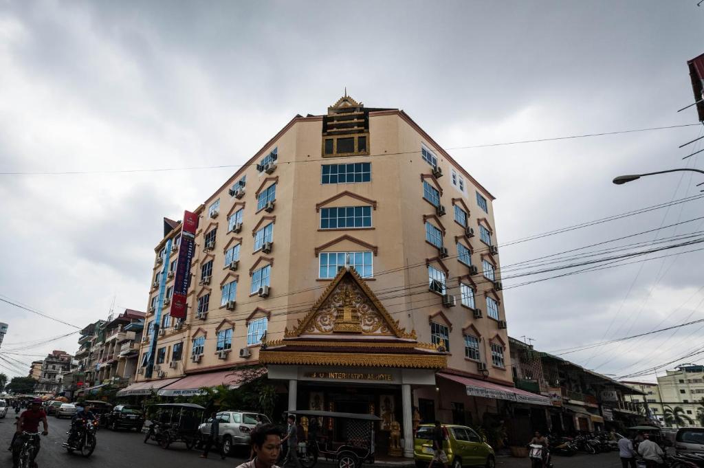 Angkor International Hotel Phnom Penh Exterior photo