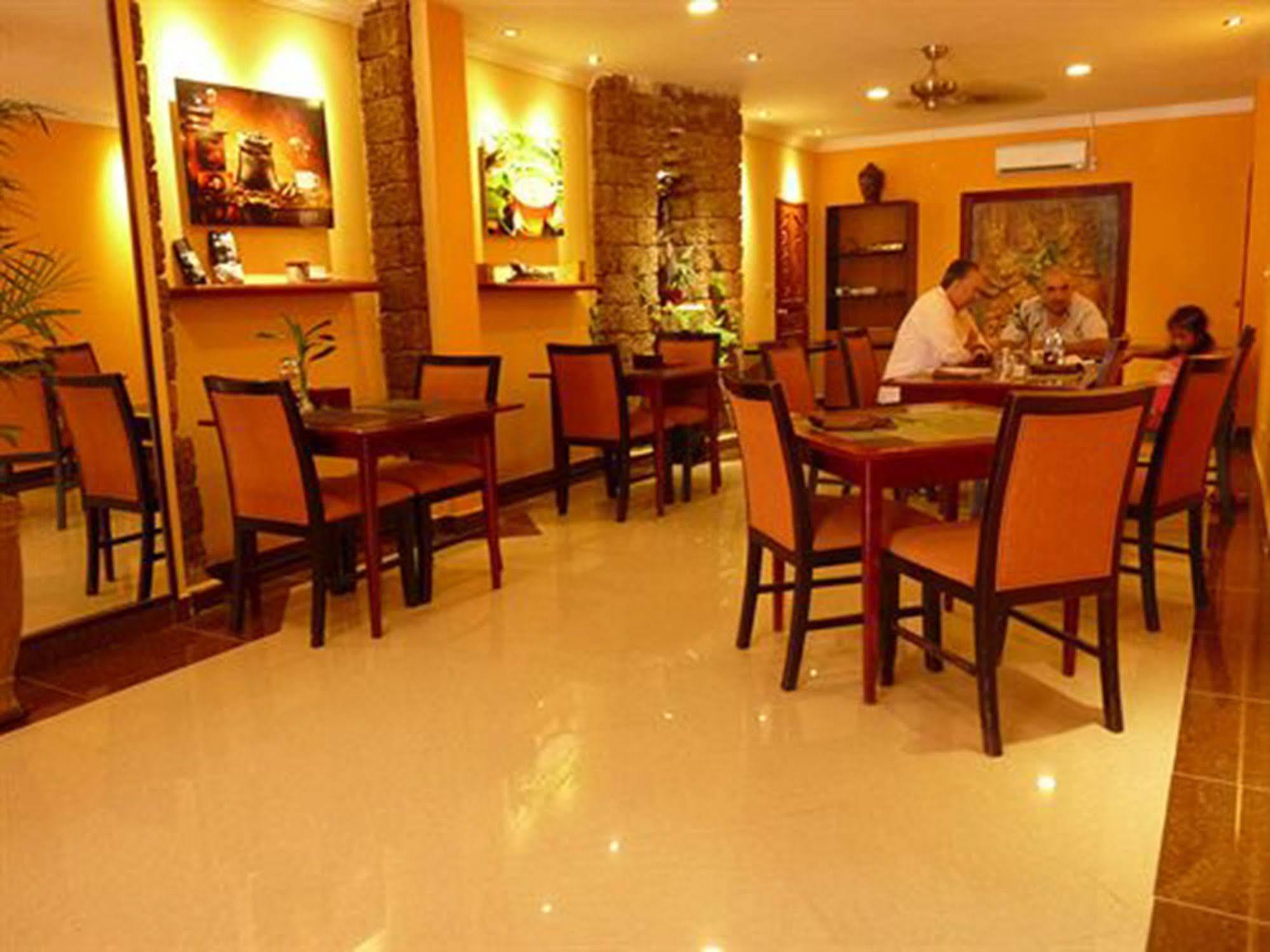 Angkor International Hotel Phnom Penh Exterior photo