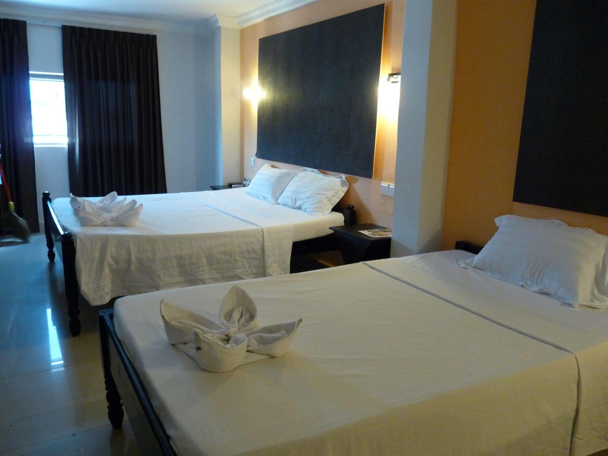 Angkor International Hotel Phnom Penh Exterior photo